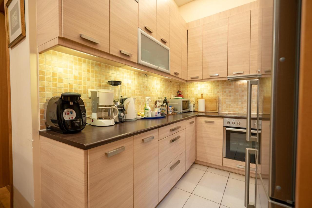 Acropolis Metro St.3 Bedrοοms 6 Persons Maisonette Athènes Extérieur photo