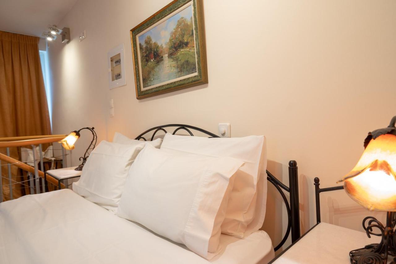 Acropolis Metro St.3 Bedrοοms 6 Persons Maisonette Athènes Extérieur photo