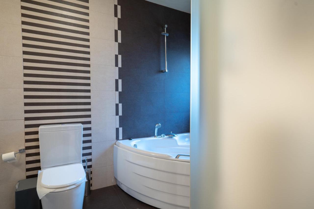 Acropolis Metro St.3 Bedrοοms 6 Persons Maisonette Athènes Extérieur photo